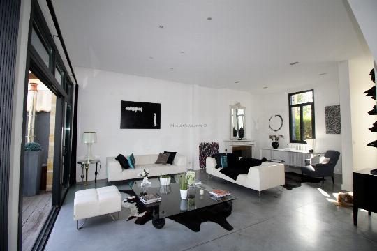 Maison en pierre le bouscat.11